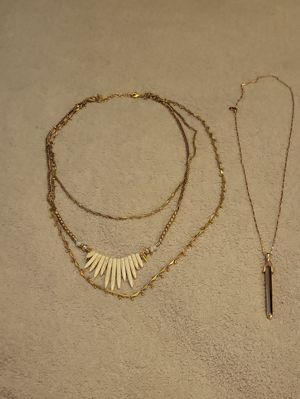 SET Stella & Dot Gold-Tone Layered Necklace Set with Ivory Spike Accents